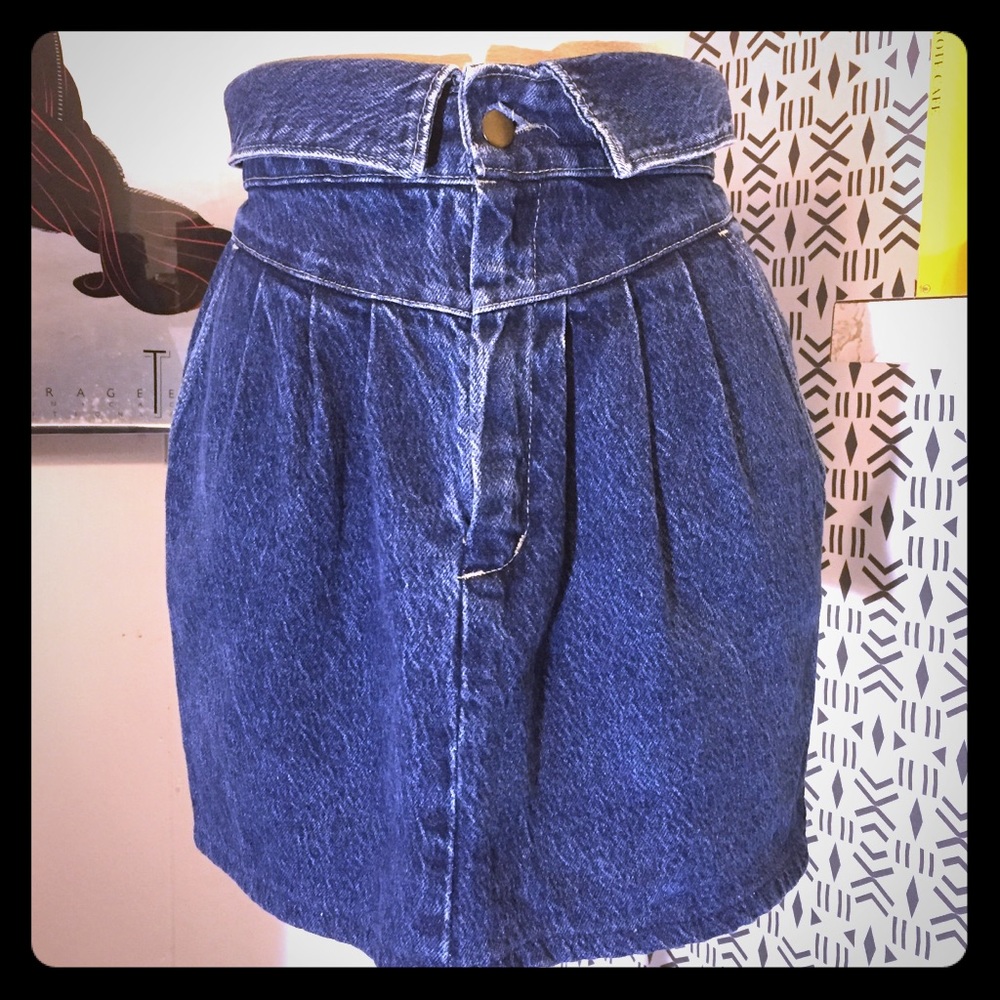 Vintage High-Waisted Denim Skirt